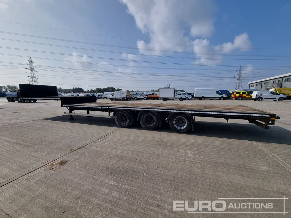 Montracon Tri Axle Step Frame Low Loader Trailer - Semi-remorque surbaissé: photos 2 Montracon Tri Axle Step Frame Low Loader Trailer - Semi-remorque surbaissé: photos 2