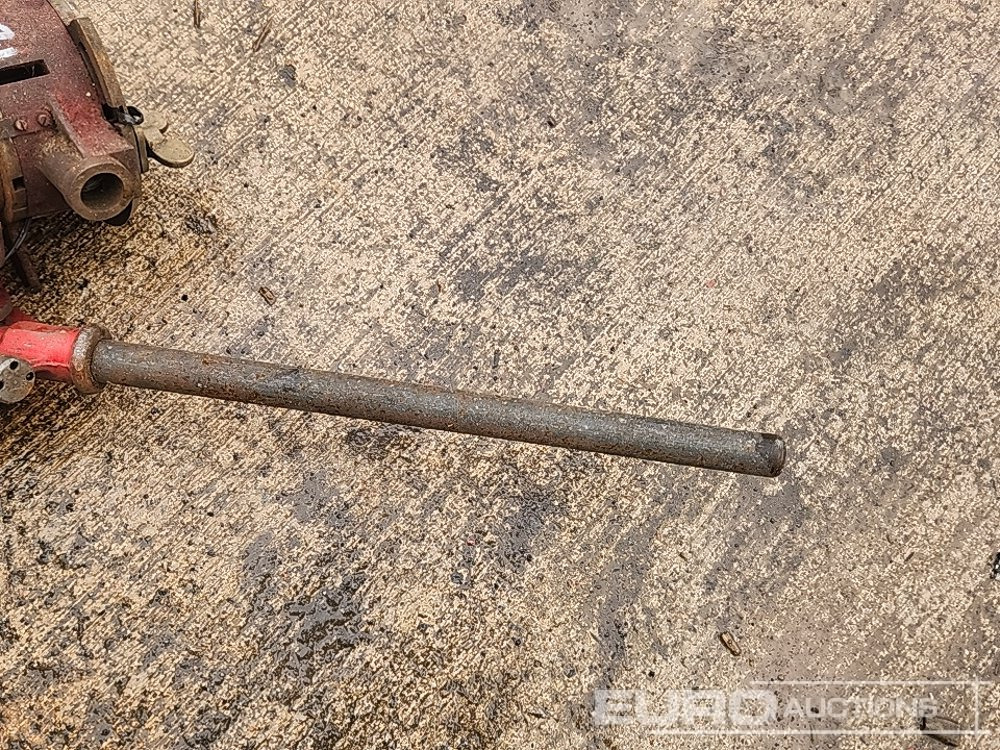 Équipement de garage Pipe Threader: photos 8 Équipement de garage Pipe Threader: photos 8