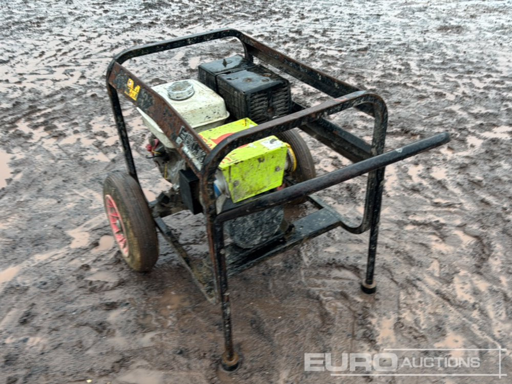 Pramac E5000 Petrol Generator Honda Engine - Groupe électrogène: photos 3 Pramac E5000 Petrol Generator Honda Engine - Groupe électrogène: photos 3