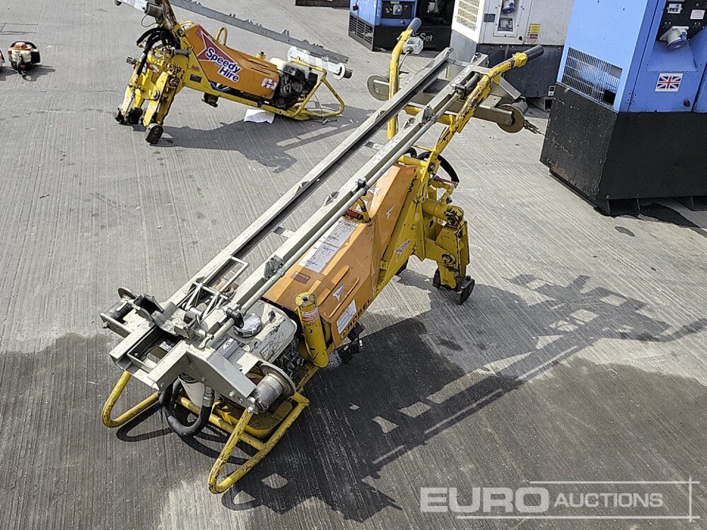 Robel Walk Behind Rail Clipping Machine, Honda Engine - Matériel de chantier: photos 1 Robel Walk Behind Rail Clipping Machine, Honda Engine - Matériel de chantier: photos 1