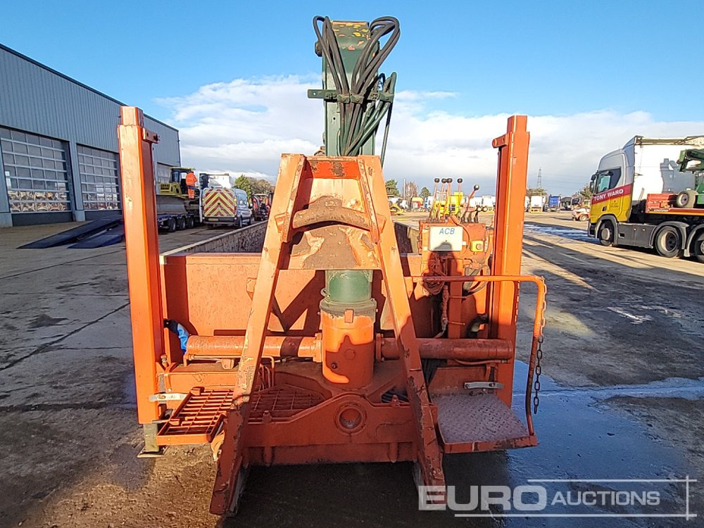 Roro Skip Body, Atlas 100.1 Crane, Clamshell Bucket - Benne ampliroll: photos 4 Roro Skip Body, Atlas 100.1 Crane, Clamshell Bucket - Benne ampliroll: photos 4