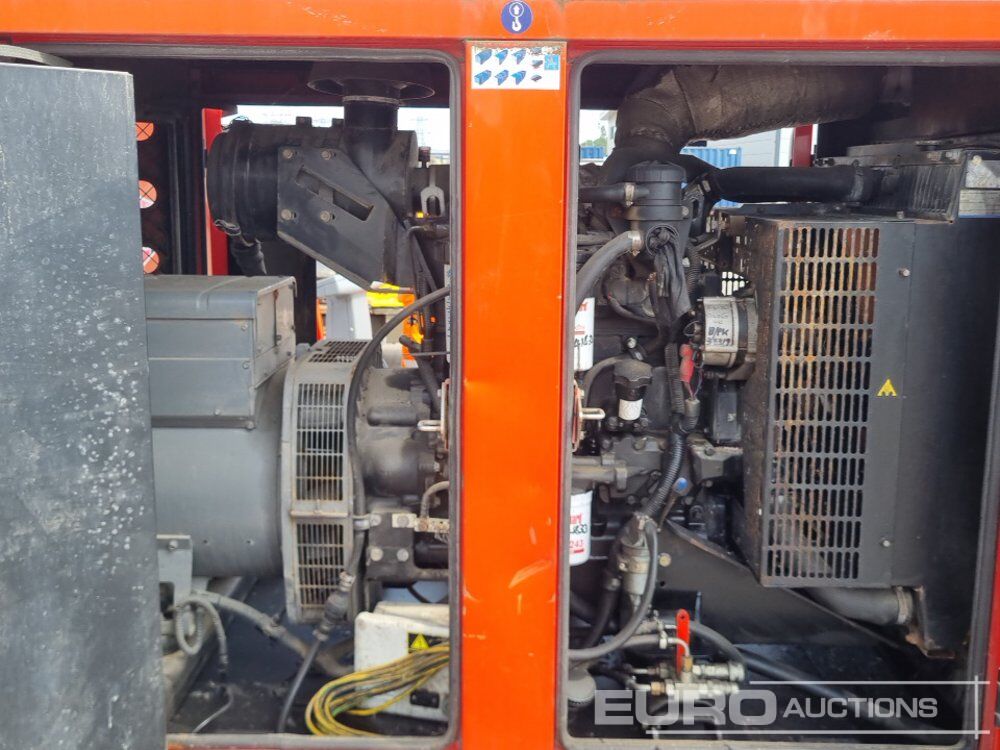 Groupe électrogène SDMO R110: photos 16