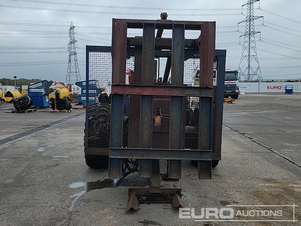 Single Axle Tyre Bead Puller, Ford Engine - Broyeur industriel: photos 4 Single Axle Tyre Bead Puller, Ford Engine - Broyeur industriel: photos 4