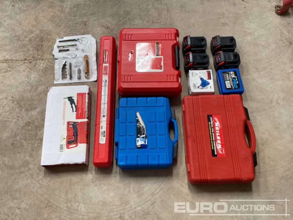 Spring Compression Set, Hose Removal Set, Oil Filter Wrench Set, Rivet Gun, Milwaukee Batterys, Palm Nailer, Torque Wrench - Équipement de garage: photos 2 Spring Compression Set, Hose Removal Set, Oil Filter Wrench Set, Rivet Gun, Milwaukee Batterys, Palm Nailer, Torque Wrench - Équipement de garage: photos 2