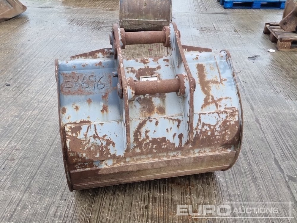 Strickland 36" Digging Bucket 60mm Pin to suit 10 Ton Excavator - Godet: photos 4 Strickland 36" Digging Bucket 60mm Pin to suit 10 Ton Excavator - Godet: photos 4