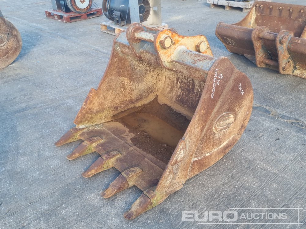 Strickland 48" Digging Bucket 65mm Pin to suit 13 Ton Excavator - Godet: photos 1 Strickland 48" Digging Bucket 65mm Pin to suit 13 Ton Excavator - Godet: photos 1