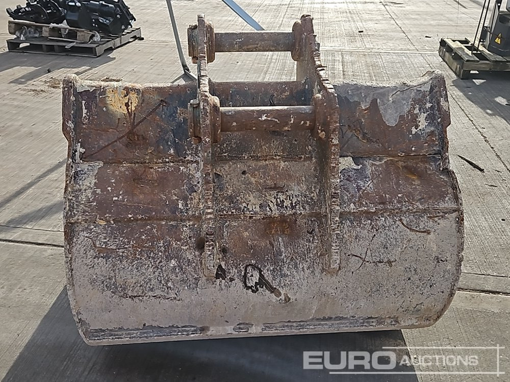 Strickland 48" Digging Bucket 65mm Pin to suit 13 Ton Excavator - Godet: photos 4 Strickland 48" Digging Bucket 65mm Pin to suit 13 Ton Excavator - Godet: photos 4