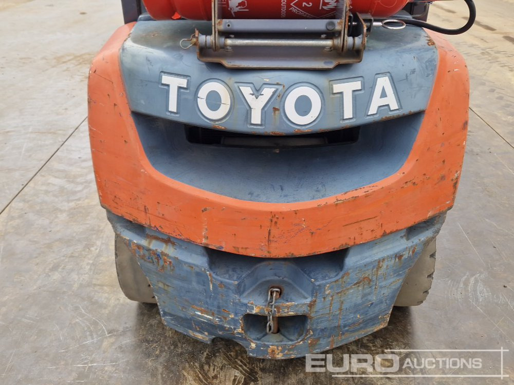 Chariot élévateur Toyota 02-8FGF25: photos 29