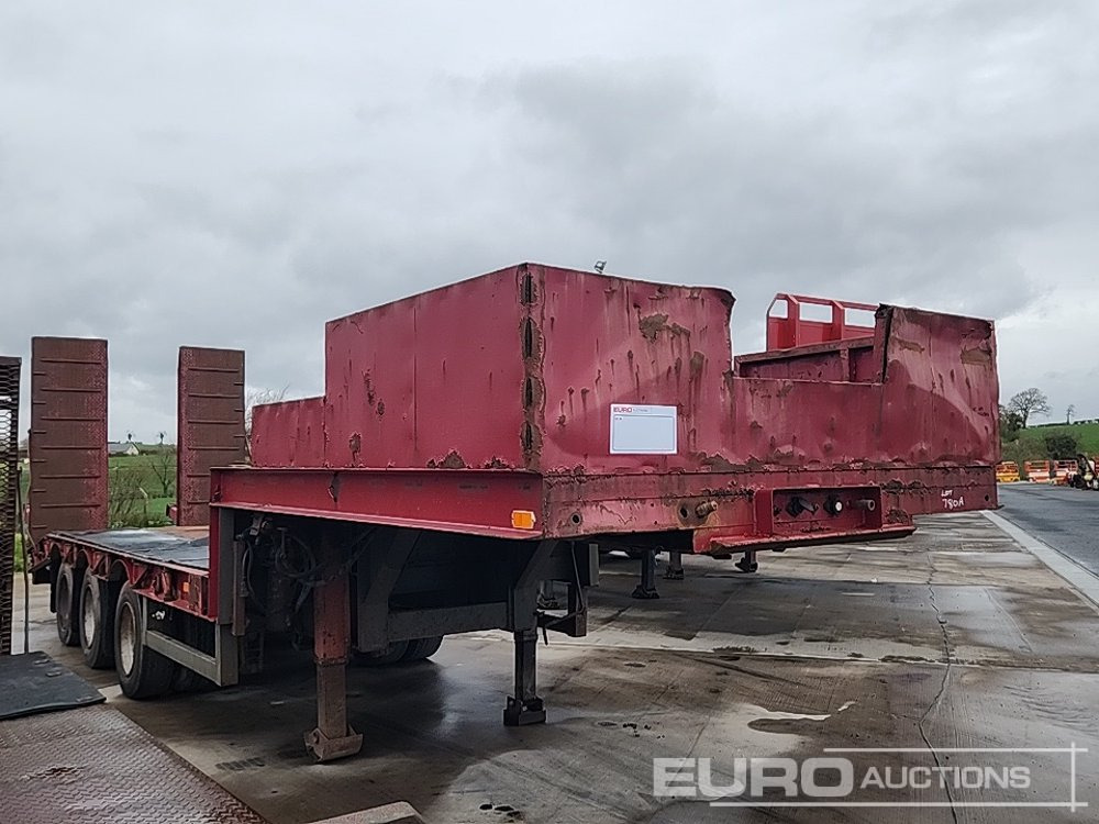 Tri Axle Stepframe Low Loader, Hydraulic Ramps - Semi-remorque surbaissé: photos 4 Tri Axle Stepframe Low Loader, Hydraulic Ramps - Semi-remorque surbaissé: photos 4
