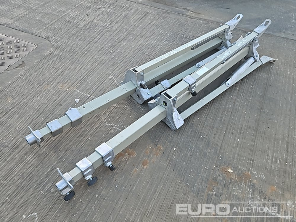 Tri Pod Light Stands (2 of) - Matériel de chantier: photos 5 Tri Pod Light Stands (2 of) - Matériel de chantier: photos 5