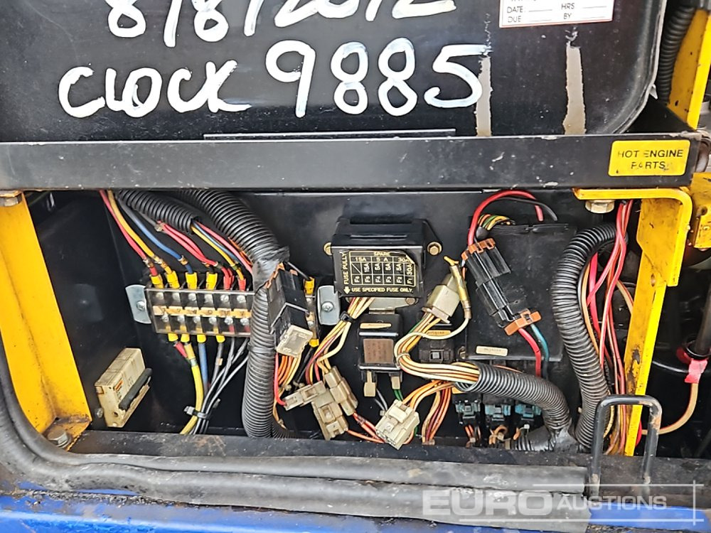 Groupe électrogène Twin Axle Welder Generator, Perkins Engine: photos 21 Groupe électrogène Twin Axle Welder Generator, Perkins Engine: photos 21