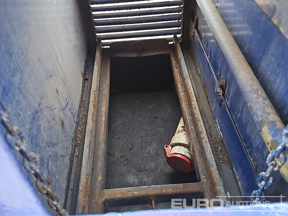 Groupe électrogène Twin Axle Welder Generator, Perkins Engine: photos 17 Groupe électrogène Twin Axle Welder Generator, Perkins Engine: photos 17