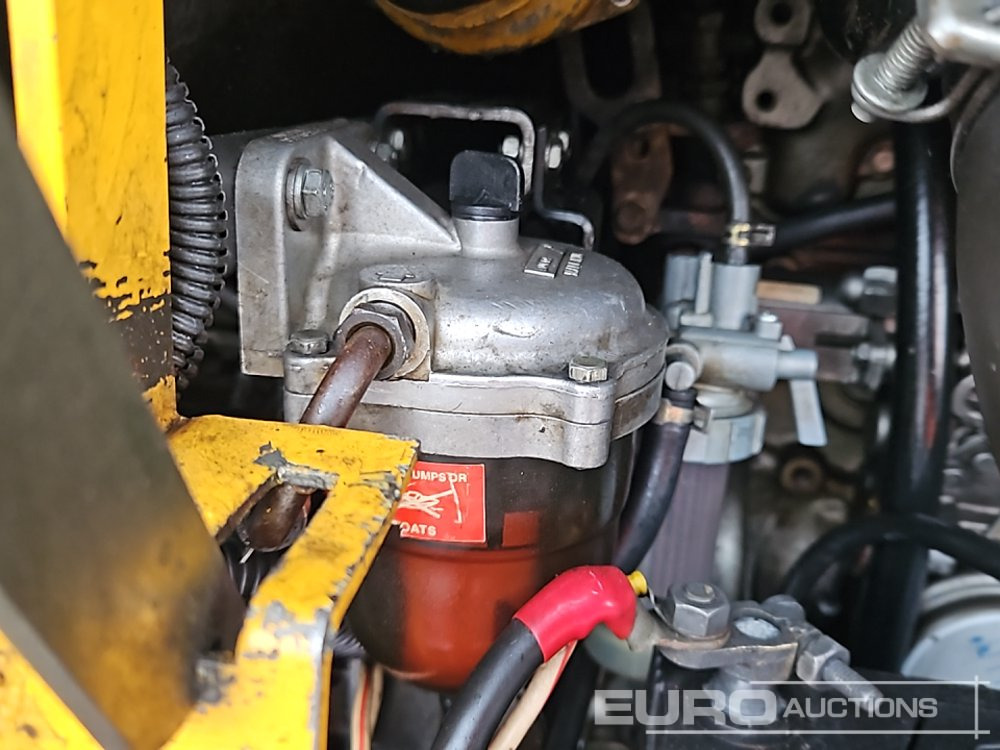 Groupe électrogène Twin Axle Welder Generator, Perkins Engine: photos 19 Groupe électrogène Twin Axle Welder Generator, Perkins Engine: photos 19