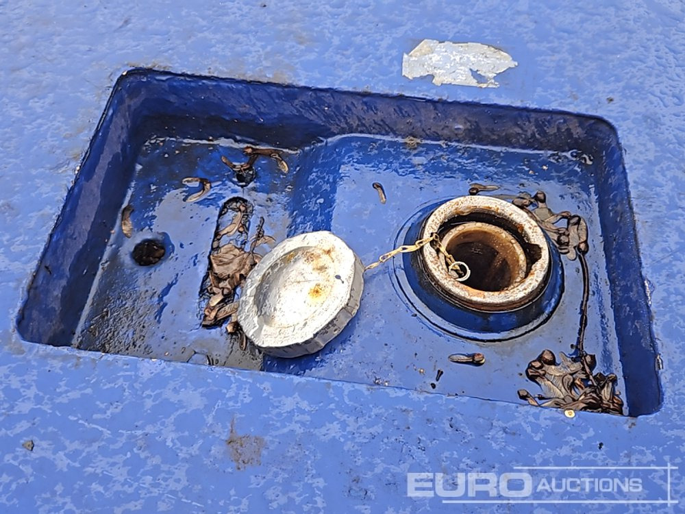 Groupe électrogène Twin Axle Welder Generator, Perkins Engine: photos 18 Groupe électrogène Twin Axle Welder Generator, Perkins Engine: photos 18