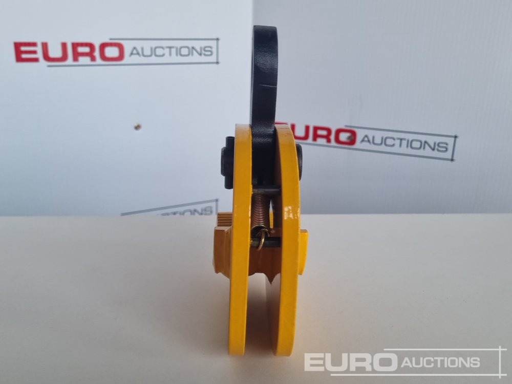 Unused 1 Ton PDB Horizontal Plate Lifting Clamp - Équipement de garage: photos 4 Unused 1 Ton PDB Horizontal Plate Lifting Clamp - Équipement de garage: photos 4