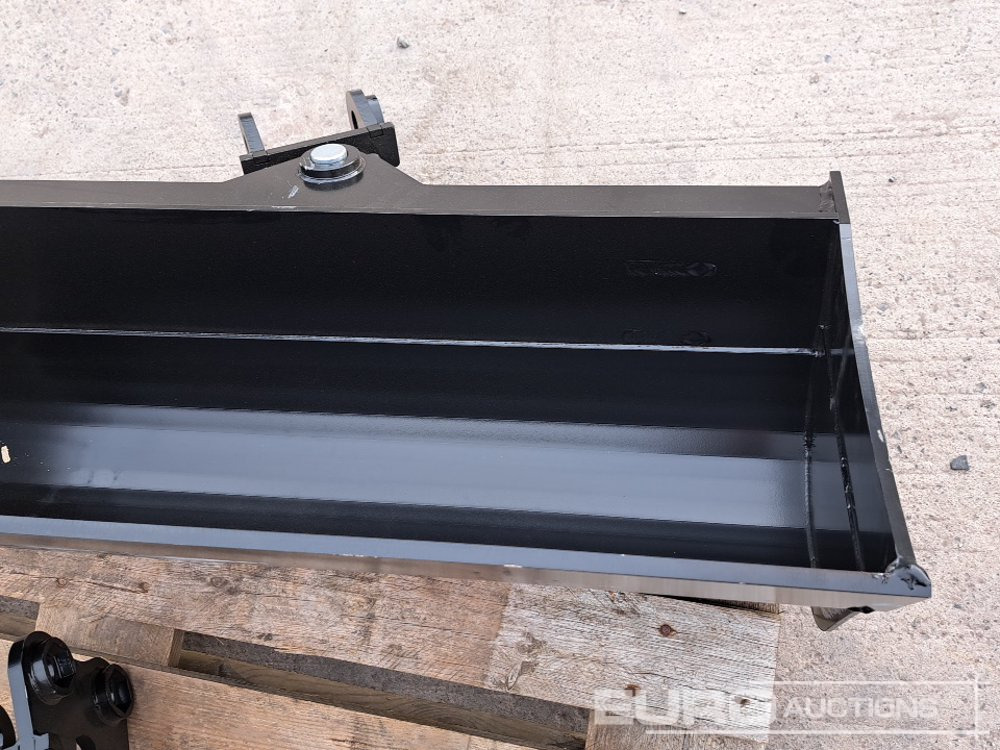 Godet neuf Unused 2025 32" Hydraulic Tilting Bucket to suit Mini Excavator: photos 6
