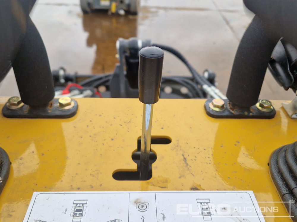 Mini chargeuse Unused 2025 Infront YF380: photos 32