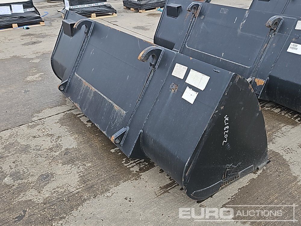 Unused 2025 Rhinox 90" Loading Bucket to suit Telehandler - Godet: photos 5 Unused 2025 Rhinox 90" Loading Bucket to suit Telehandler - Godet: photos 5