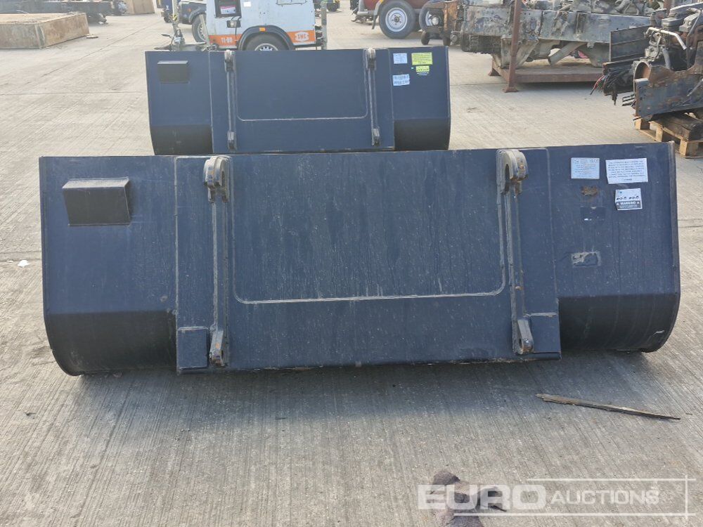 Unused 2025 Rhinox 90" Loading Bucket to suit Telehandler - Godet: photos 4 Unused 2025 Rhinox 90" Loading Bucket to suit Telehandler - Godet: photos 4