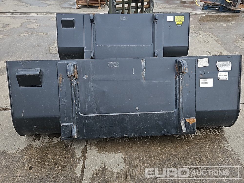 Unused 2025 Rhinox 90" Loading Bucket to suit Telehandler - Godet: photos 4 Unused 2025 Rhinox 90" Loading Bucket to suit Telehandler - Godet: photos 4