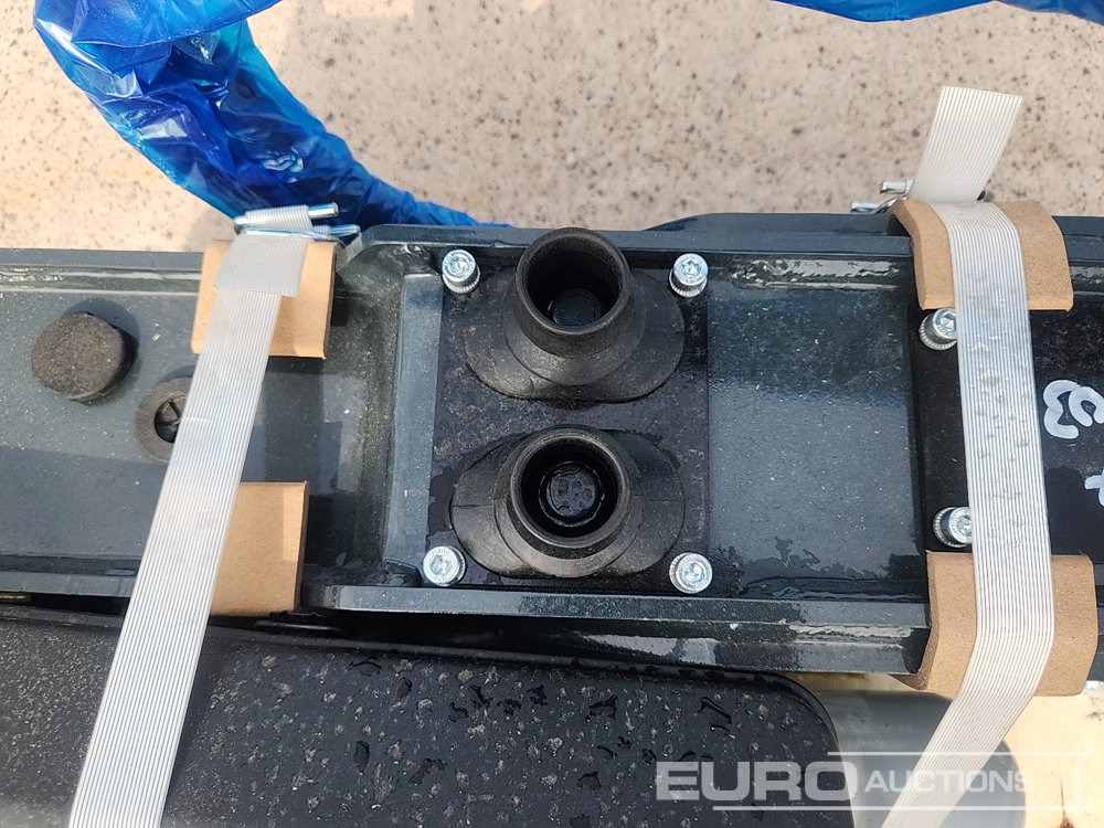 Unused 2025 Sailing 35 Hydraulic Breaker to suit Mini Excavator - Marteau hydraulique: photos 5 Unused 2025 Sailing 35 Hydraulic Breaker to suit Mini Excavator - Marteau hydraulique: photos 5