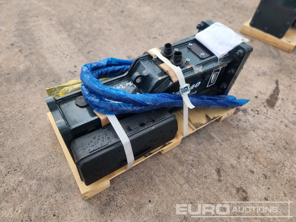 Unused 2025 Sailing 40 Hydraulic Breaker 30mm Pin to suit Mini Excavator - Marteau hydraulique: photos 3 Unused 2025 Sailing 40 Hydraulic Breaker 30mm Pin to suit Mini Excavator - Marteau hydraulique: photos 3