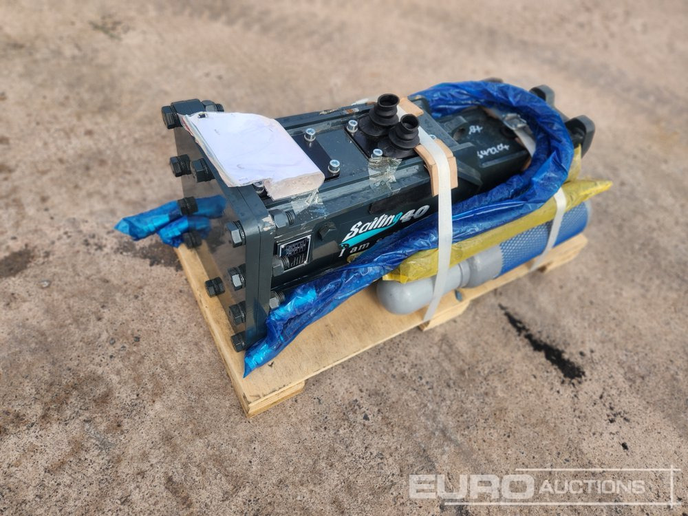 Unused 2025 Sailing 40 Hydraulic Breaker to suit Mini Excavator - Marteau hydraulique: photos 1 Unused 2025 Sailing 40 Hydraulic Breaker to suit Mini Excavator - Marteau hydraulique: photos 1