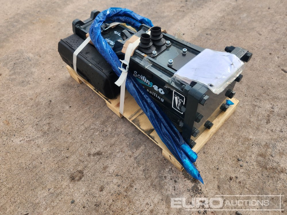 Unused 2025 Sailing 40 Hydraulic Breaker to suit Mini Excavator - Marteau hydraulique: photos 4 Unused 2025 Sailing 40 Hydraulic Breaker to suit Mini Excavator - Marteau hydraulique: photos 4