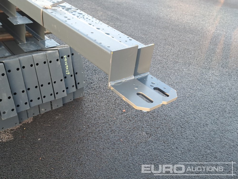 Unused 60' x 40' x 16.5' Steel Frame Building, 12.5 Roof Pitch, Purlin Cleats, Roof Bracing - Conteneur comme habitat: photos 5 Unused 60' x 40' x 16.5' Steel Frame Building, 12.5 Roof Pitch, Purlin Cleats, Roof Bracing - Conteneur comme habitat: photos 5