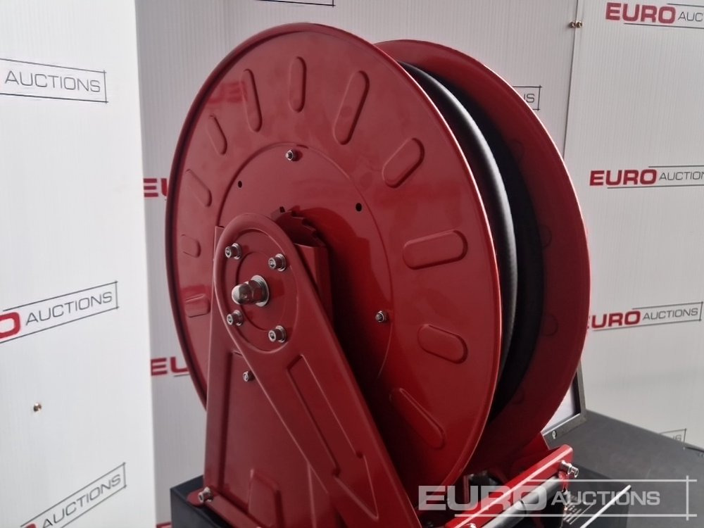 Équipement de garage Unused Boss 12v Pump, Retractable Hose Reel, 10m Hose, Flow Meter: photos 12
