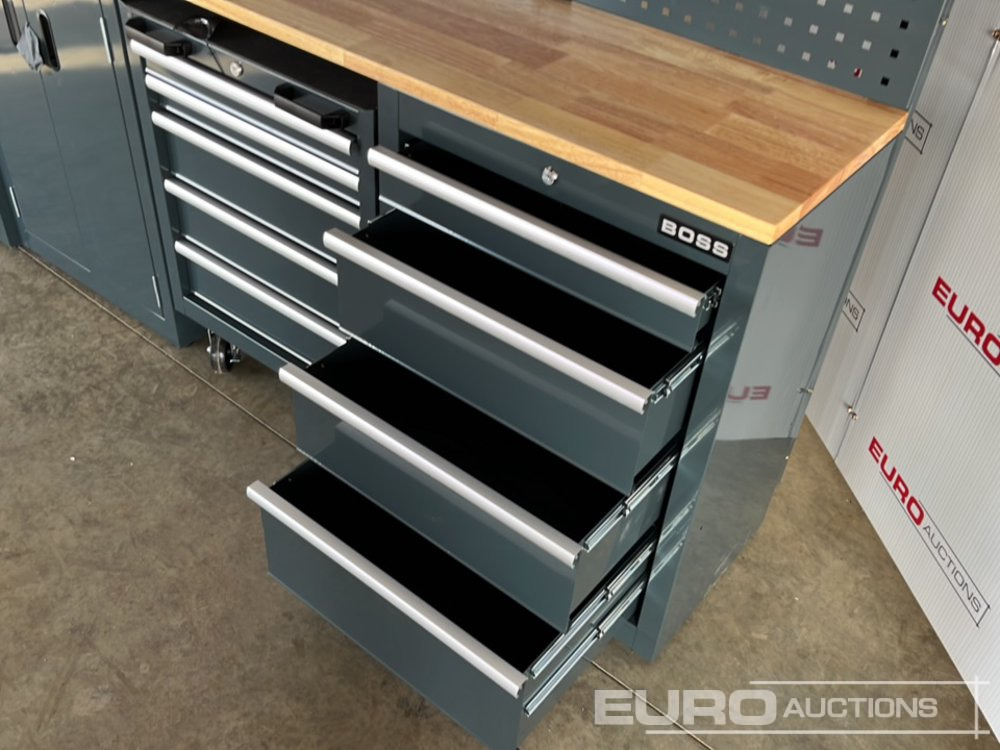 Équipement de garage Unused Boss 2.6m 9 Drawer, 5 Cabinet Tool Station: photos 11