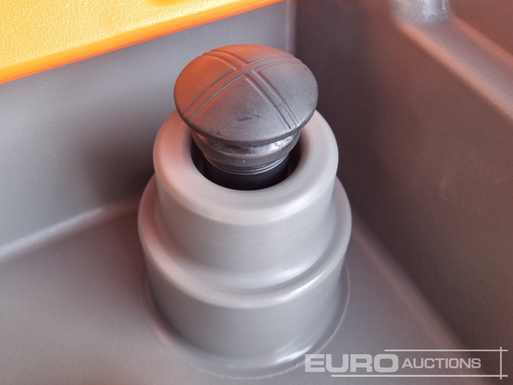 Cuve de stockage Unused Boss DD500: photos 18 Cuve de stockage Unused Boss DD500: photos 18