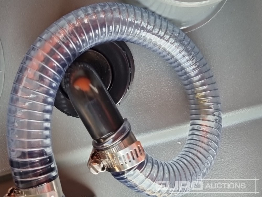 Cuve de stockage Unused Boss DD500: photos 13 Cuve de stockage Unused Boss DD500: photos 13