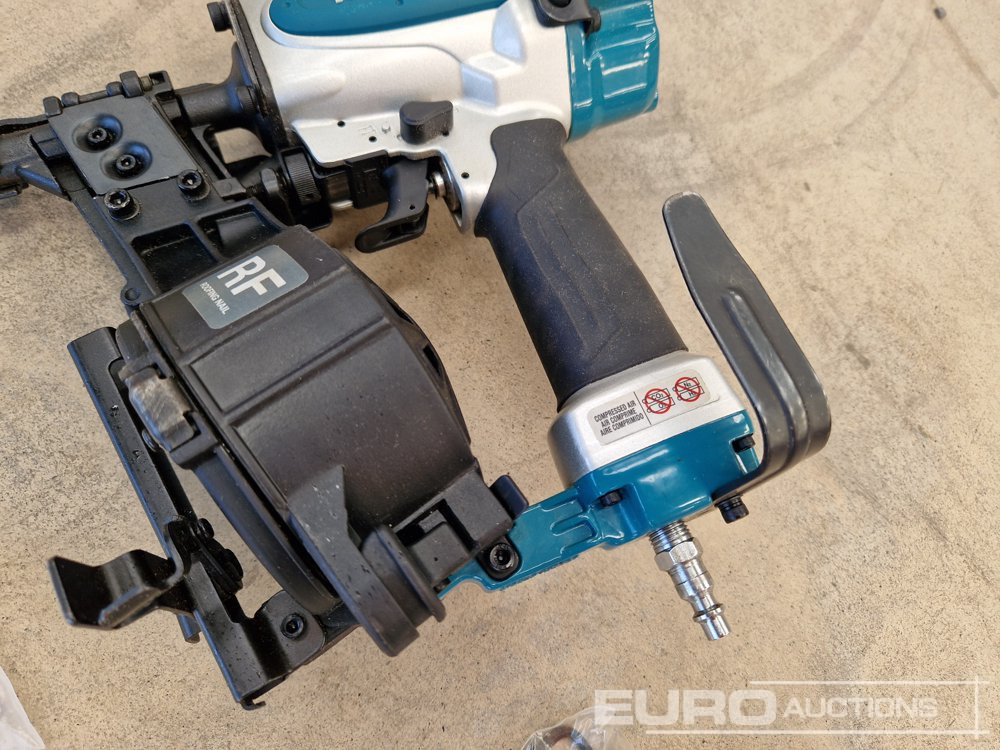 Équipement de garage Unused Makita AN454  Pneumatic Nailer (Body Only): photos 12