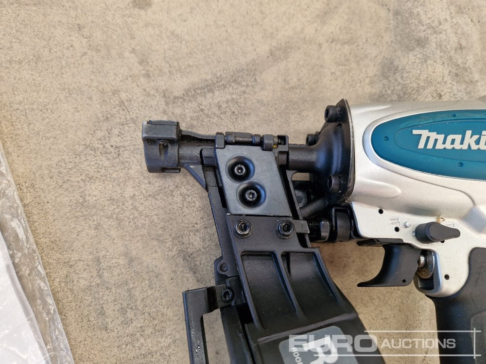 Équipement de garage Unused Makita AN454  Pneumatic Nailer (Body Only): photos 15