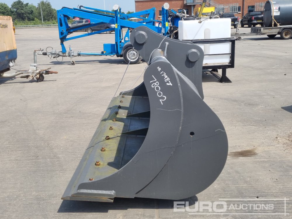 Unused Miller 108" Ditching Bucket 100mm Pin to suit 40 Ton Excavator - Godet: photos 2 Unused Miller 108" Ditching Bucket 100mm Pin to suit 40 Ton Excavator - Godet: photos 2
