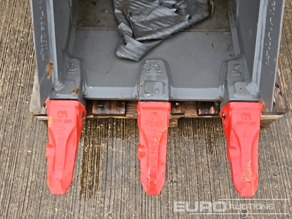 Godet neuf Unused Miller 24" Digging 65mm Pin to suit 13 Ton Excavator: photos 9