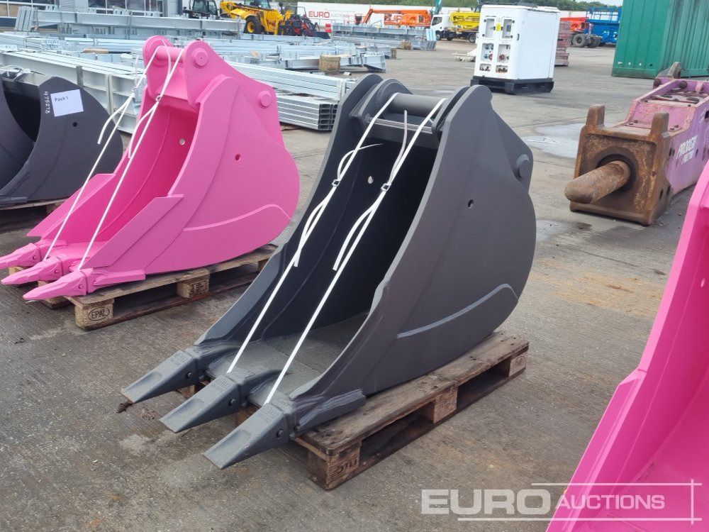 Unused Miller 24" Scoop Bucket 80mm Pin to suit 20 Ton Excavator - Godet: photos 1 Unused Miller 24" Scoop Bucket 80mm Pin to suit 20 Ton Excavator - Godet: photos 1