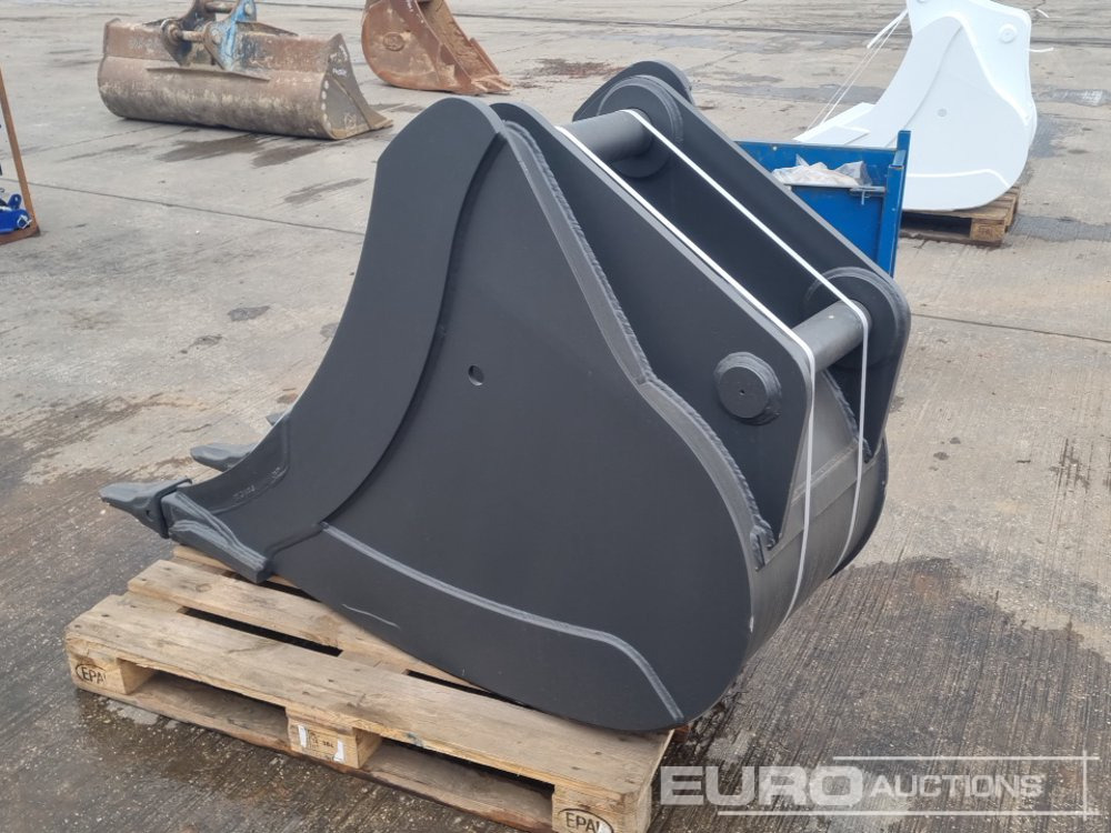 Unused Miller 24 Scoop Bucket 80mm Pin to suit 20 Ton Excavator - Godet: photos 5 Unused Miller 24 Scoop Bucket 80mm Pin to suit 20 Ton Excavator - Godet: photos 5