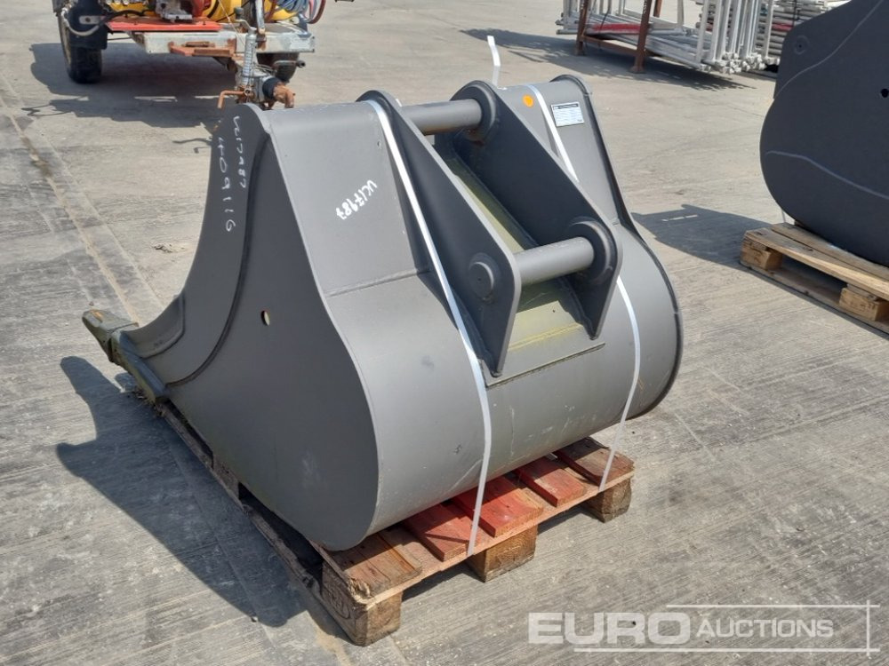 Unused Miller 36" Scoop Bucket 65mm Pin to suit 13 Ton Excavator - Godet: photos 3 Unused Miller 36" Scoop Bucket 65mm Pin to suit 13 Ton Excavator - Godet: photos 3