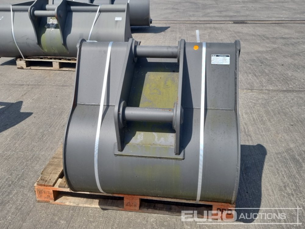 Unused Miller 36" Scoop Bucket 65mm Pin to suit 13 Ton Excavator - Godet: photos 4 Unused Miller 36" Scoop Bucket 65mm Pin to suit 13 Ton Excavator - Godet: photos 4