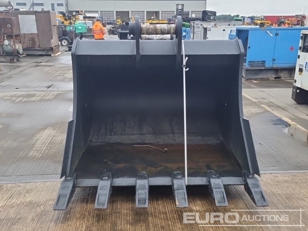 Unused Miller 70" Digging Bucket 90mm Pin to suit 30 Ton Excavator - Godet: photos 2 Unused Miller 70" Digging Bucket 90mm Pin to suit 30 Ton Excavator - Godet: photos 2