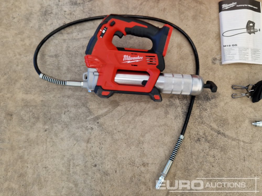 Matériel de chantier Unused Milwaukee M18 GG-0 Cordless Grease Gun (Body Only): photos 9