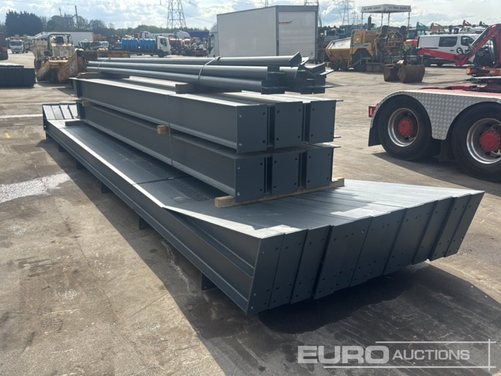 Unused Steel Frame Building 100’ X 50’ X 20’. 5 X 20’bays 12no Stanchions 305x165x40kg 12no Rafters 254x146x31kg, 4no Roof Braces 4no Side Braces. Purlin Cleats To Suit Fibre Cement Or Steel Roof Shee - Conteneur comme habitat: photos 3 Unused Steel Frame Building 100’ X 50’ X 20’. 5 X 20’bays 12no Stanchions 305x165x40kg 12no Rafters 254x146x31kg, 4no Roof Braces 4no Side Braces. Purlin Cleats To Suit Fibre Cement Or Steel Roof Shee - Conteneur comme habitat: photos 3
