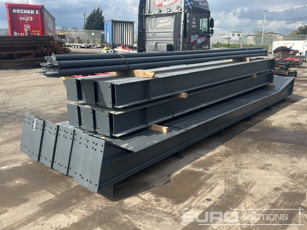 Unused Steel Frame Building 100’ X 50’ X 20’. 5 X 20’bays 12no Stanchions 305x165x40kg 12no Rafters 254x146x31kg, 4no Roof Braces 4no Side Braces. Purlin Cleats To Suit Fibre Cement Or Steel Roof Shee - Conteneur comme habitat: photos 2 Unused Steel Frame Building 100’ X 50’ X 20’. 5 X 20’bays 12no Stanchions 305x165x40kg 12no Rafters 254x146x31kg, 4no Roof Braces 4no Side Braces. Purlin Cleats To Suit Fibre Cement Or Steel Roof Shee - Conteneur comme habitat: photos 2