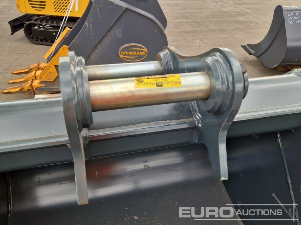 Godet neuf Unused Strickland 48" Digging Bucket 65mm Pin to suit 13 Ton Excavator: photos 11