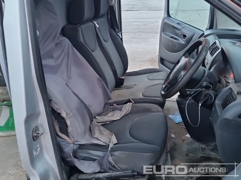 Véhicule utilitaire 2016 Citroen Dispatch: photos 28