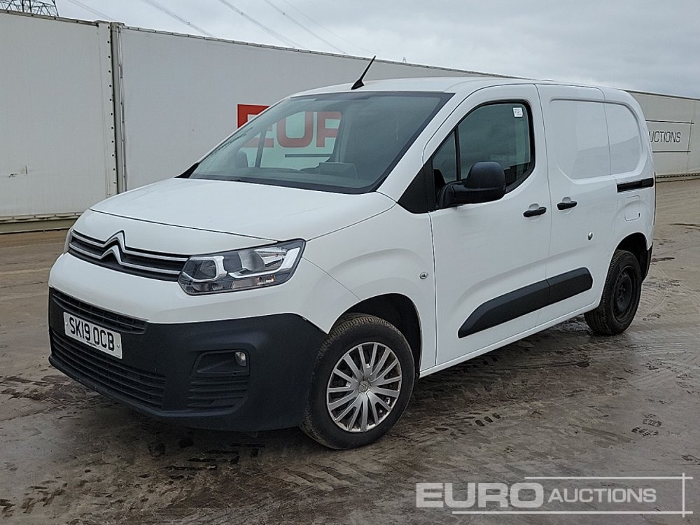 2019 Citreon Berlingo 650 - Véhicule utilitaire: photos 1 2019 Citreon Berlingo 650 - Véhicule utilitaire: photos 1