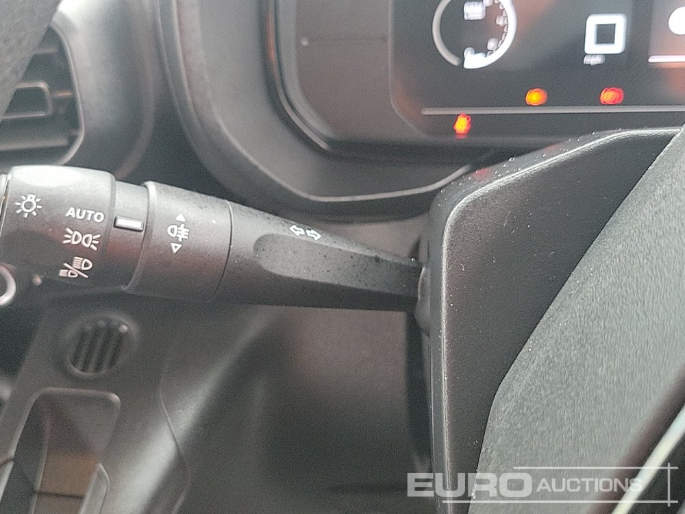 Véhicule utilitaire 2025 Citreon Berlingo: photos 36