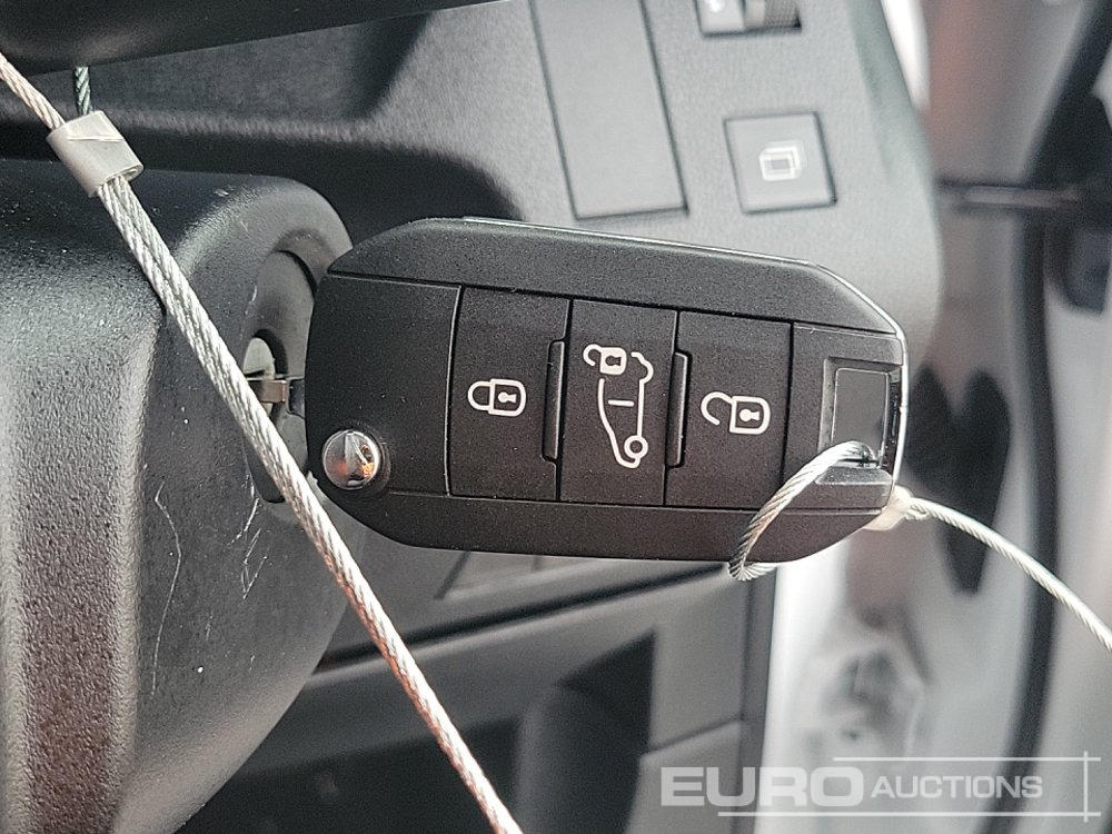 Véhicule utilitaire 2025 Citreon Berlingo: photos 39
